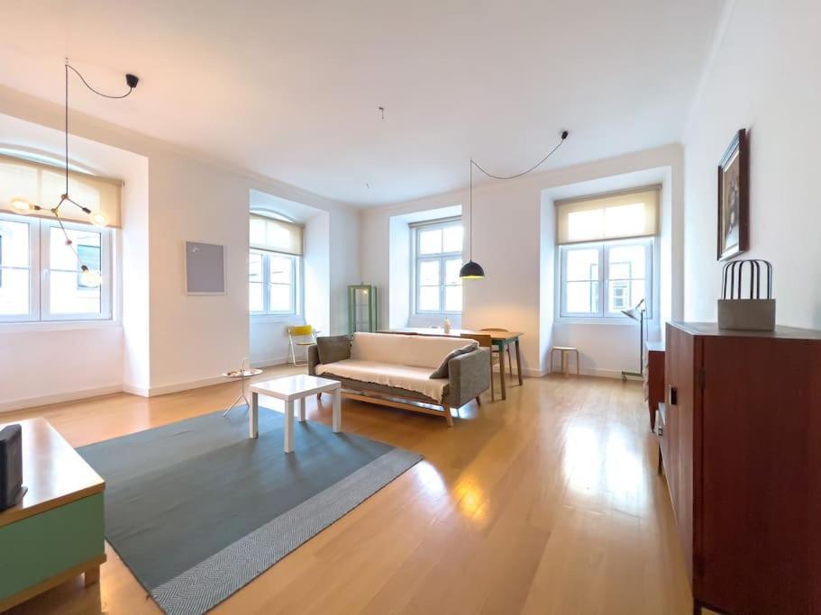4 Rooms Home In Baixa Lisabona Exterior foto